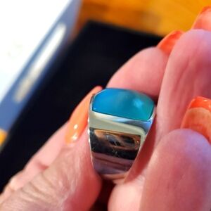 Elegant Silver and Blue Women's Ring